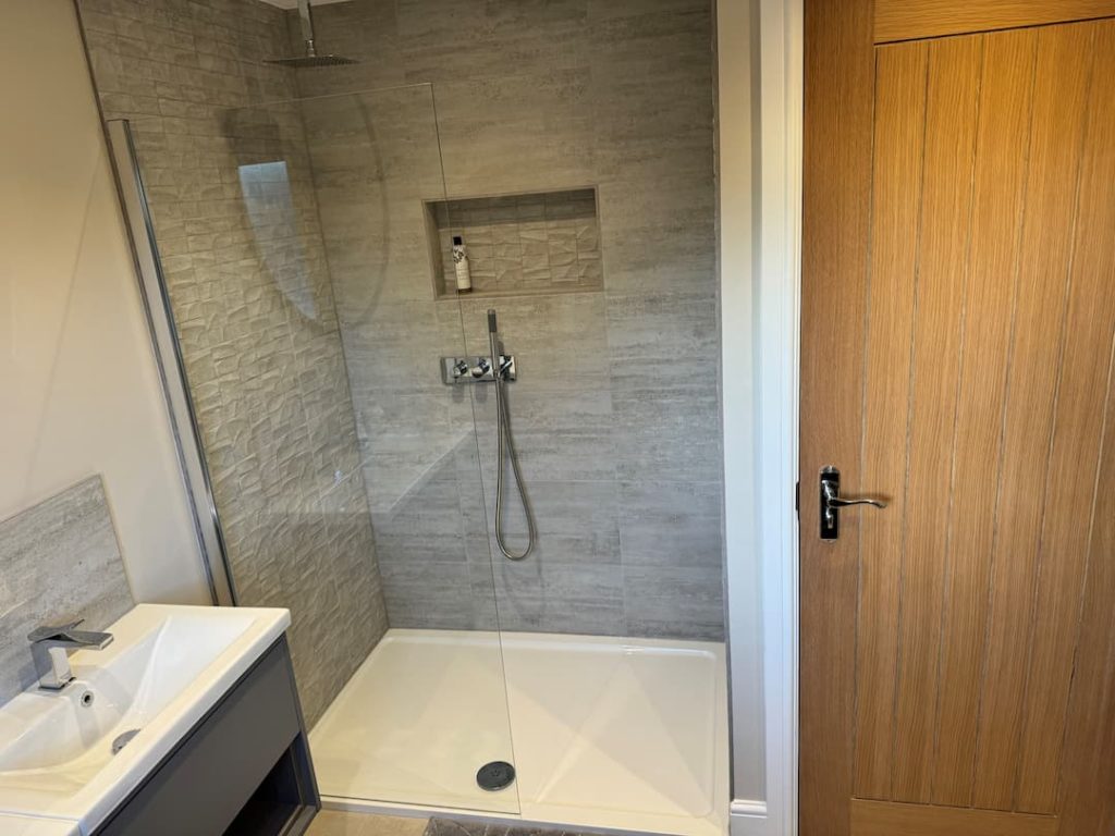 Walk In Showers Image Replacement